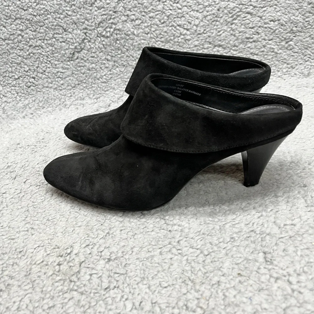 Liz Claiborne Cindy Shoes Womens 6.5 Suede Leather‎ Heels Black Slip On Corpcore